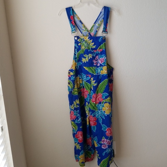 Other - Agapo blue flower jumper